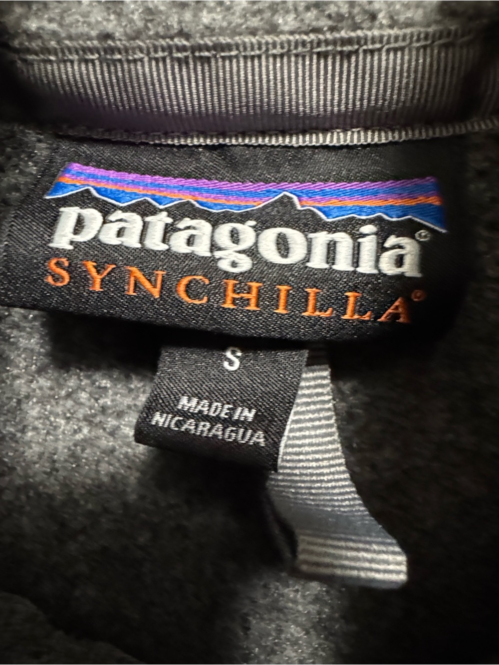 Patagonia W’s Classic Synchilla Pullover - Picture 2 of 4